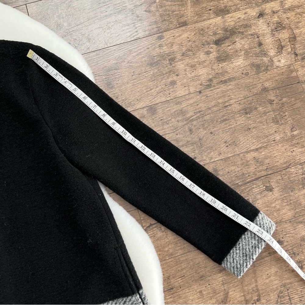 Tahari Wool Cardigan Jacket Colorblock Duster Jacket Black Grey Stripe Medium - Picture 15 of 16